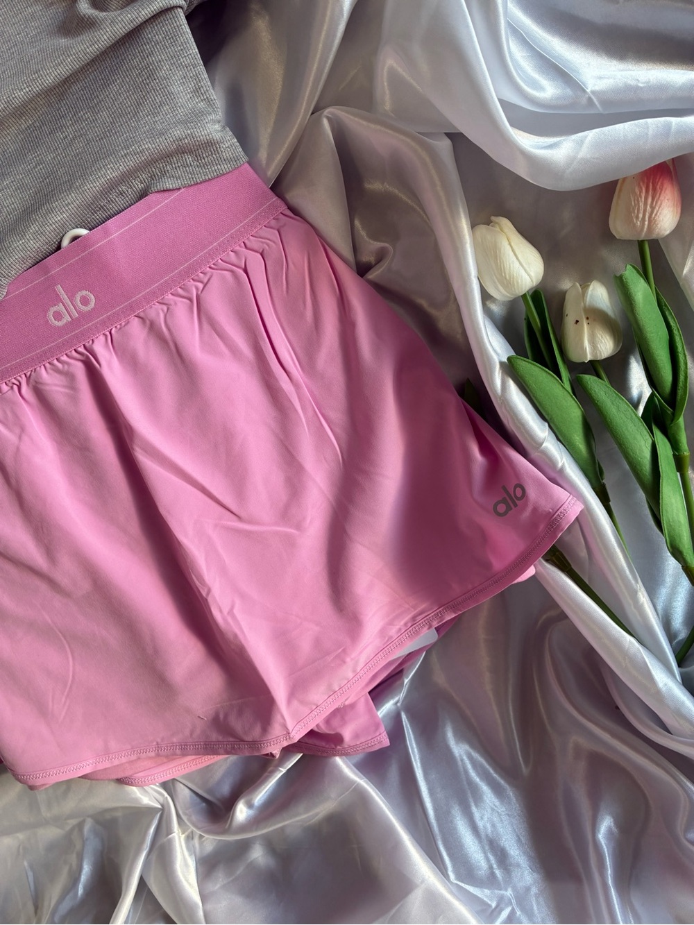 ALO Yoga Pink Athletic Shorts with Elastic Waistband - Picture 2 of 4